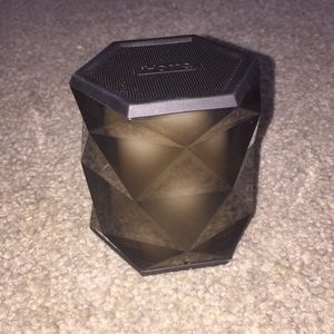 Color changing speaker/ charger included